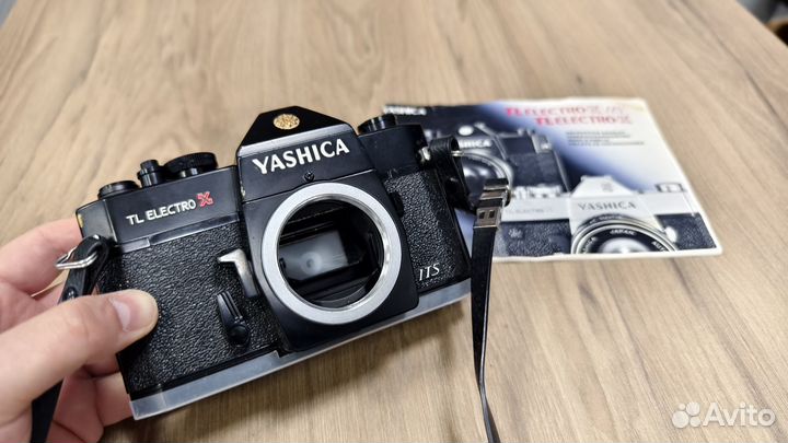 Yashica TL Electro X black