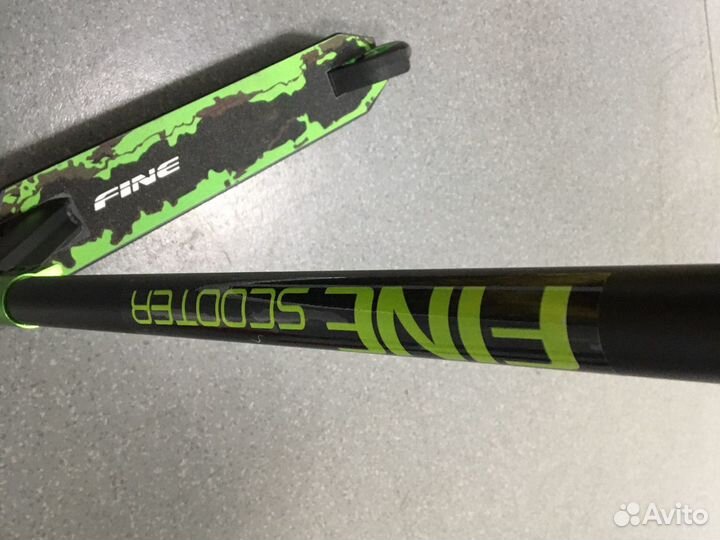 Трюковой самокат с системой HIC