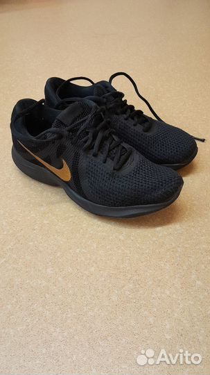 Кроссовки nike женские для бега