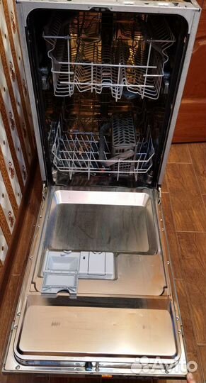 Посудомоечная машина Electrolux 45 см