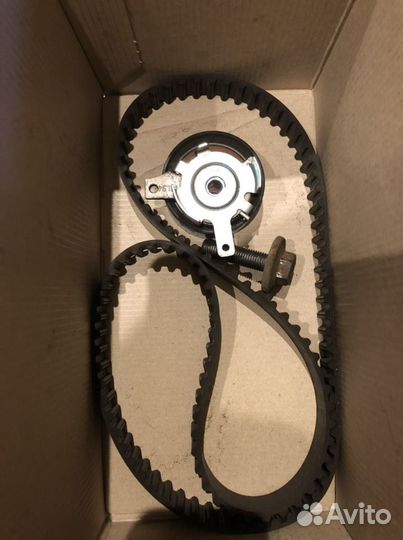 Ремень грм + ролик + помпа для Ford Focus 2 рест