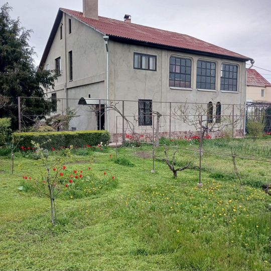 Дом 395 м² на участке 20 сот.