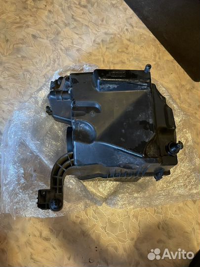 Корпус воздушного фильтра Volvo s40 Ford Focus