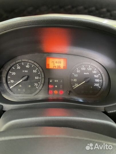 Щиток приборов Renault Logan, Sandero