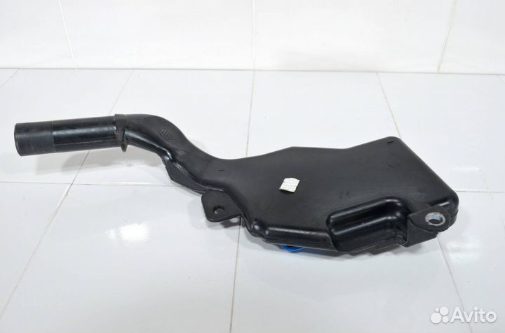 Горловина бачка стеклоомывателя Audi A5 8T 2007+