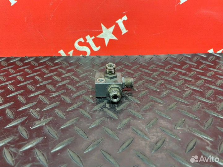 Соединитель шлангов подъема кабины Daf XF106