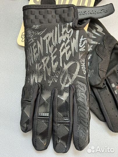 Перчатки для мотокросса