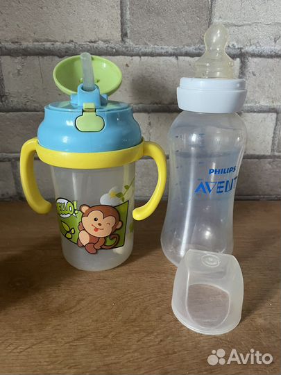 Детские бутылочки и поильники