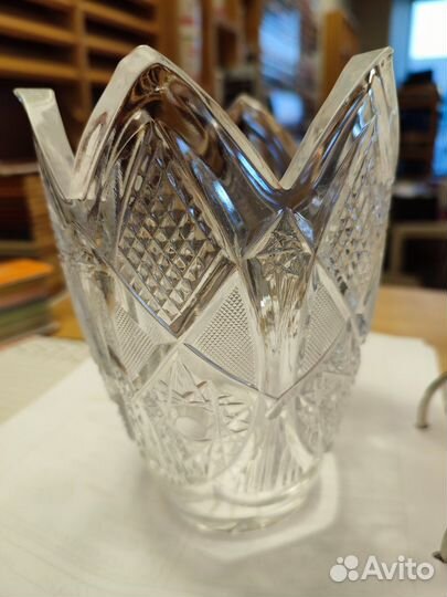 Ваза для цветов Тюльпан хрусталь времен СССР 17см