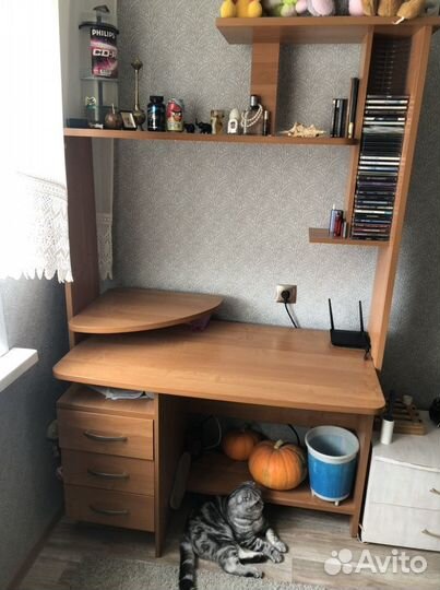 Компьютерный стол