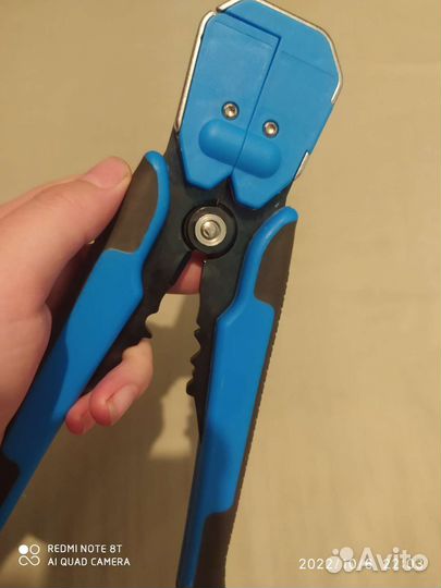 Стриппер для зачистки проводов и резки