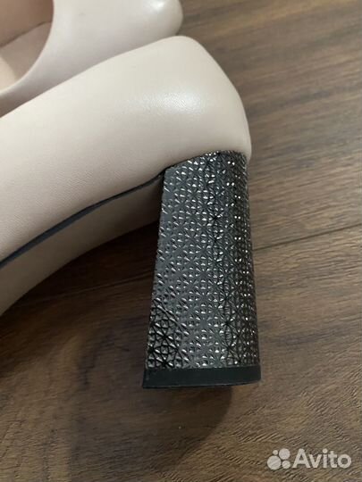 Туфли женские