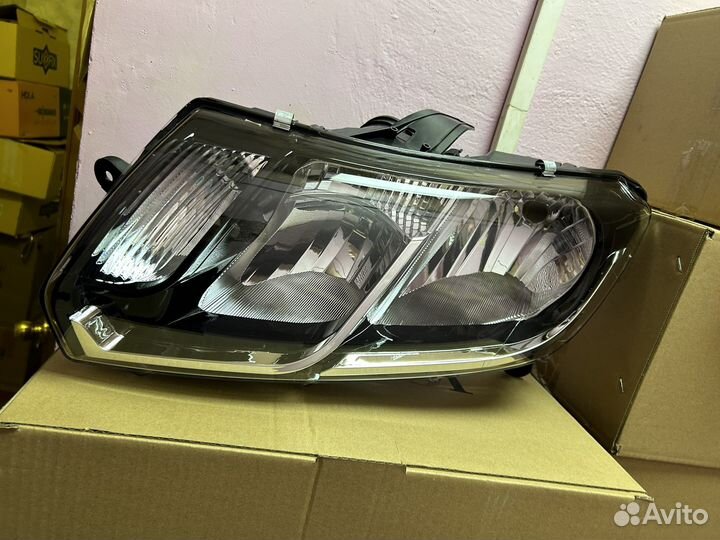 Фара левая правая Рено Логан 2, Сандеро-2