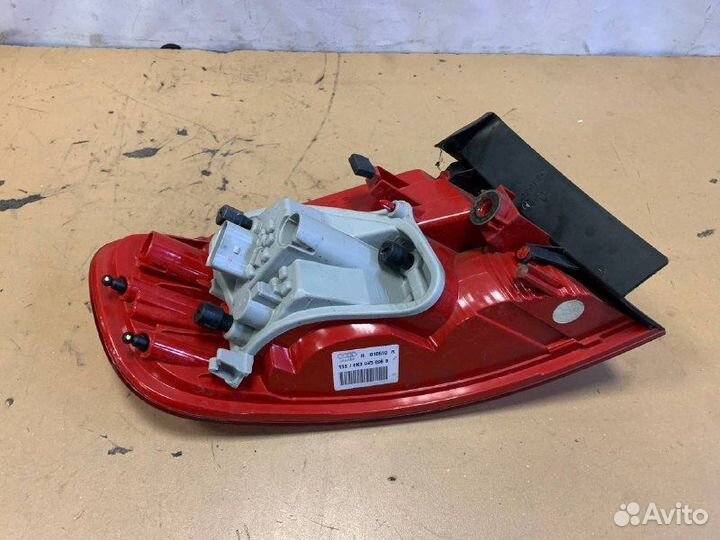 Фонарь правый audi A4 B8 LED Универсал