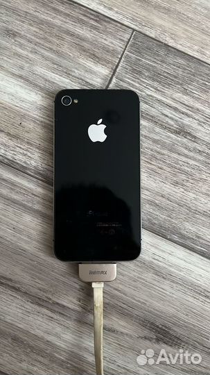 iPhone, 4 ГБ