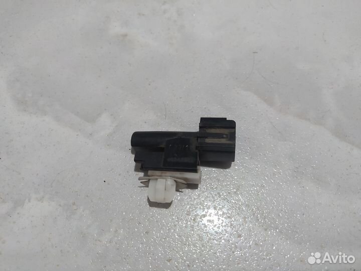 Датчик температуры воздуха Suzuki Vitara