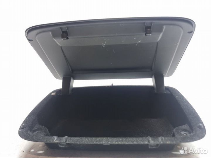 Бардачок Volkswagen Sharan cffb 2.0 2011