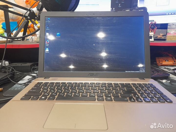 Ноутбук asus