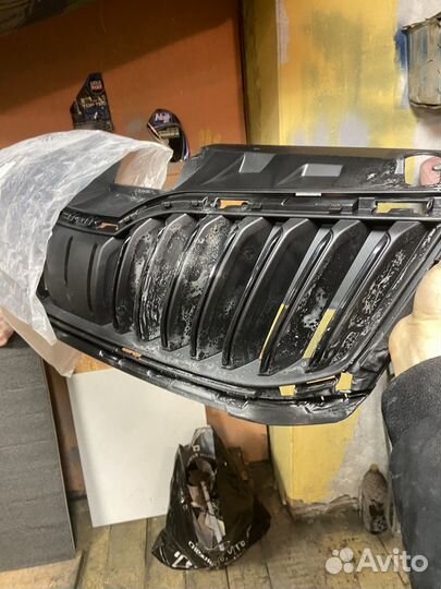 Решетка радиатора skoda octavia а7 черная