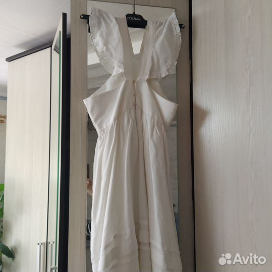 Платье Zara белое