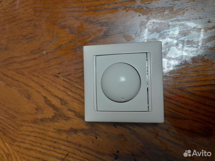Диммер legrand valena