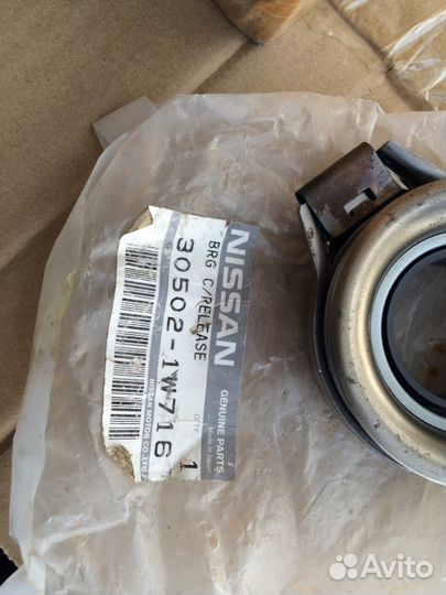 Выжимной подшипник nissan 30502-1W716