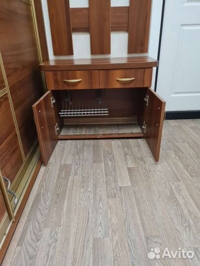 Тумба для обуви в прихожую