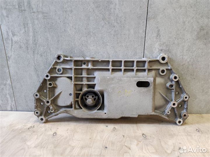 Подрамник передний Audi A3