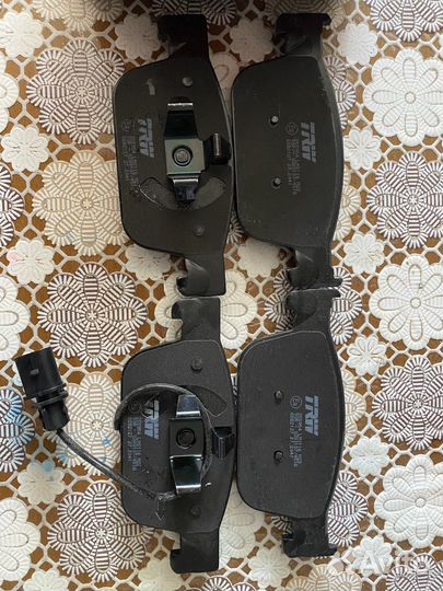 Тормозные колодки передние audi volvo TRW GDB 2127