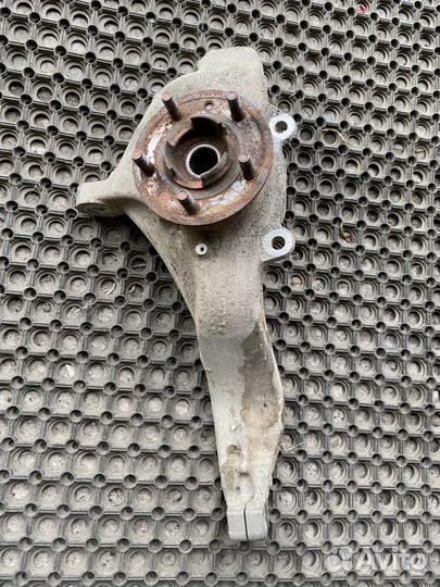 Цапфа левая правая на автомобиль land rover range