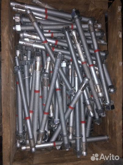 Анкера клиновые 16