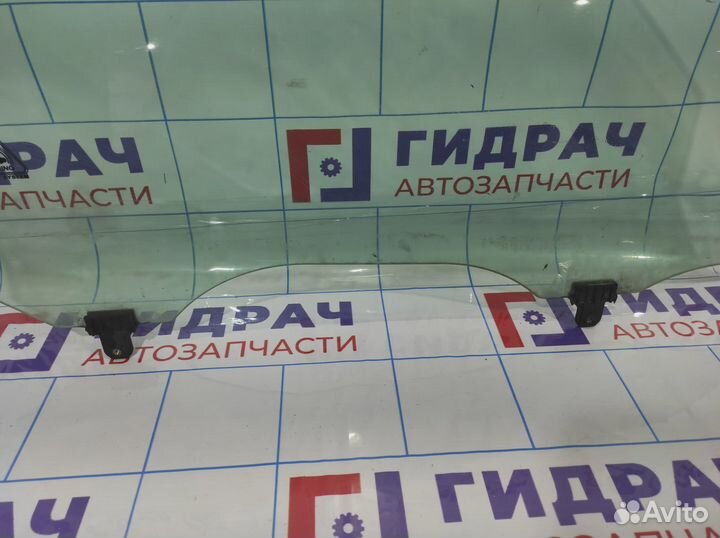 Стекло двери передней правой Kia Sportage (SL) 824