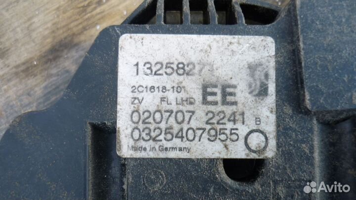 Замок двери передней левой Opel Corsa D Опель Корс