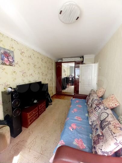 3-к. квартира, 61 м², 1/5 эт.