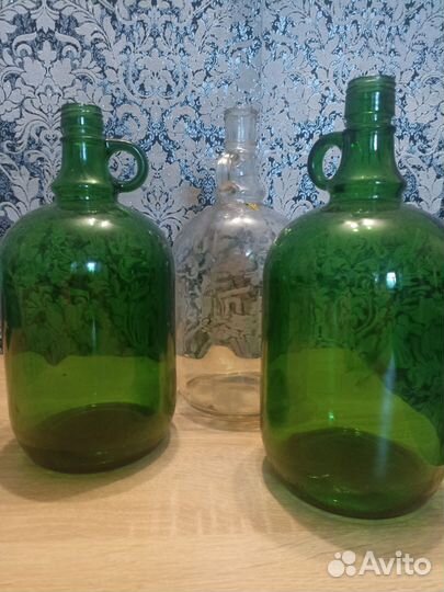 Стеклянные бутылки 2 -х литровые