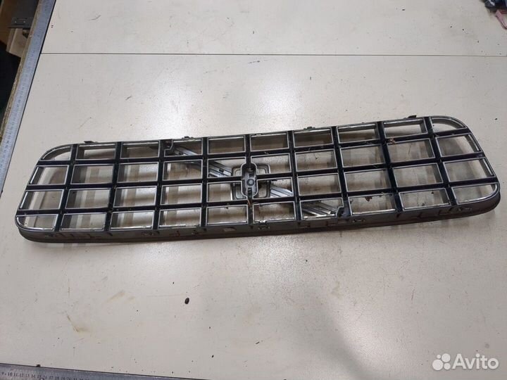 Решетка радиатора Volvo XC90, 2005