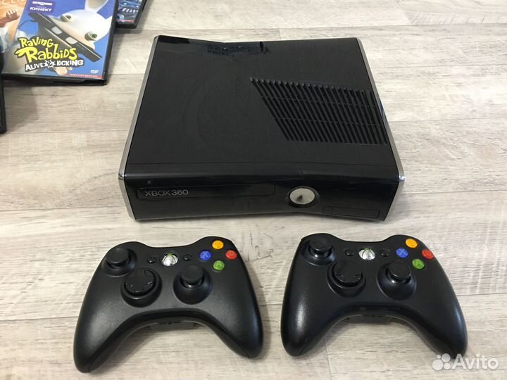 Xbox 360+2 Ориг.Джоя Freeboot+Lt
