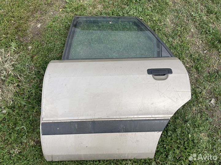 Двери audi 80