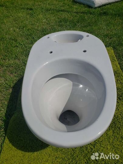 Унитаз новый