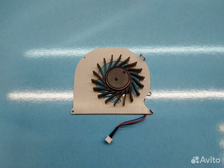 Кулер для ноутбука Dell Inspiron 15R 5520