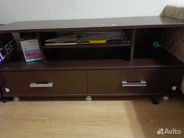 Тумба под телевизор