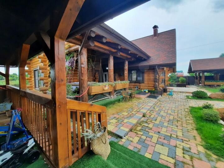 Дом 170 м² на участке 15 сот.