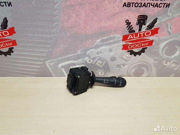 Подрулевой переключатель дворников Renault Kaptur