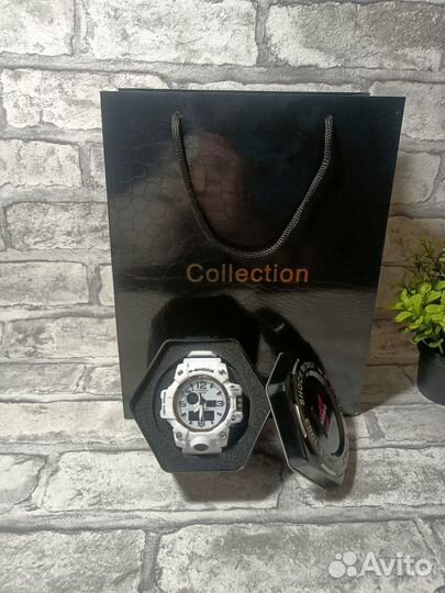 Часы Casio g shock белые