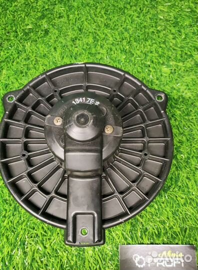 Моторчик отопителя Nissan Note