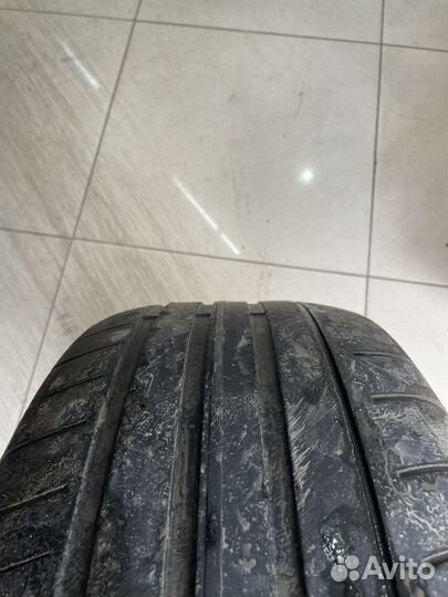 Dunlop Sport Maxx RT 245/50 R18