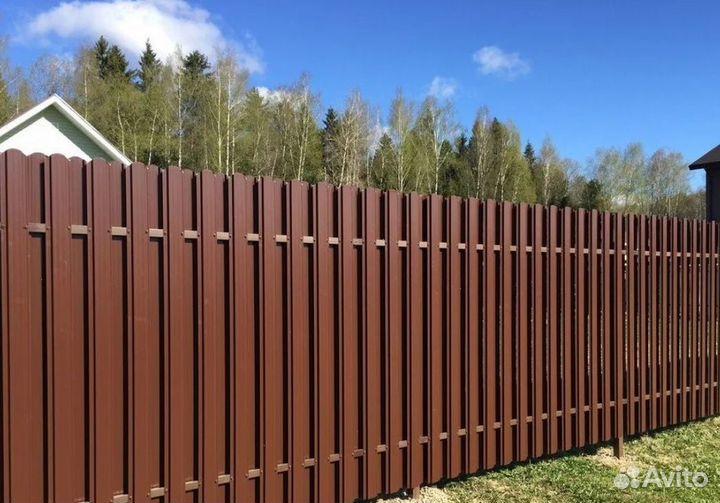 Забор из евроштакетника цена качественно