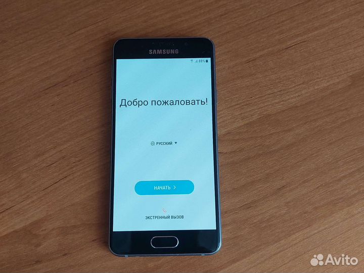 Телефон Samsung galaxy a3 2016