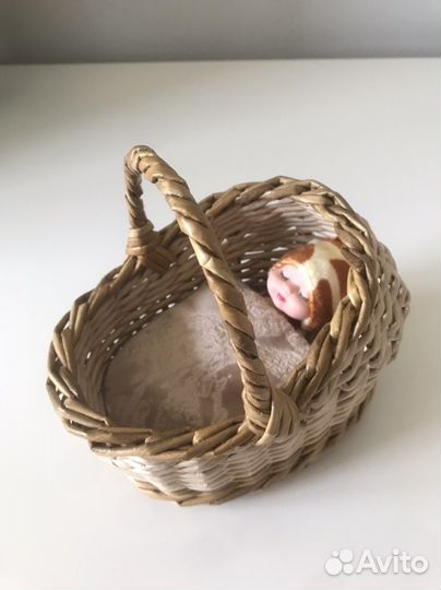 Плетеная корзина люлька