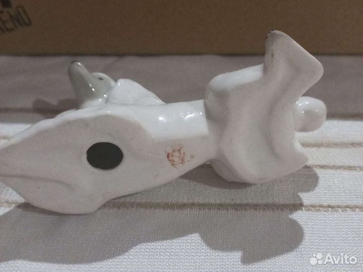 Фарфоровые статуэтки собака лфз